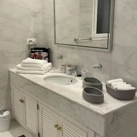 Luxury Groundfloor Apartment